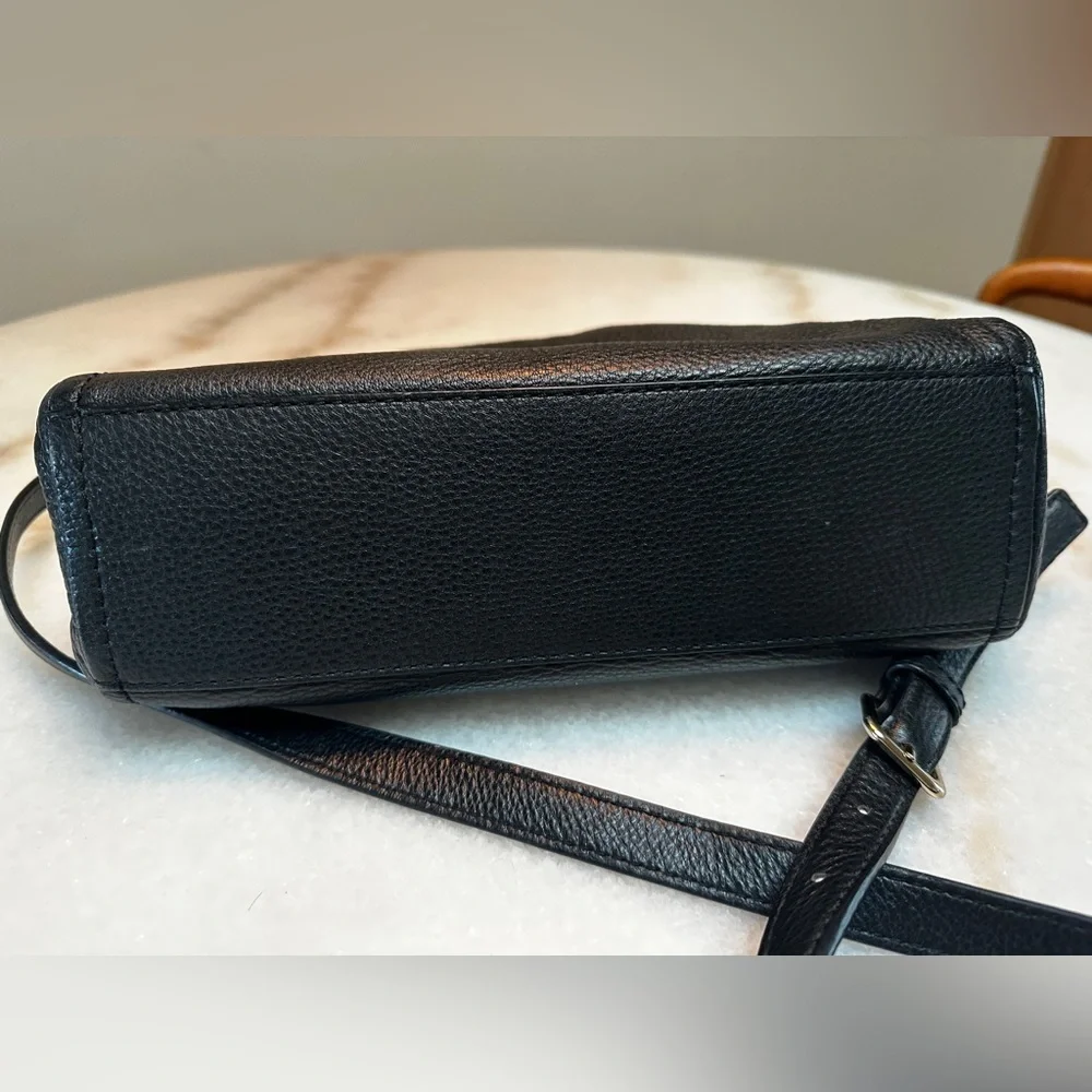 Kate Spade Cobble Hill Toddy crossover pebbled leather bag
